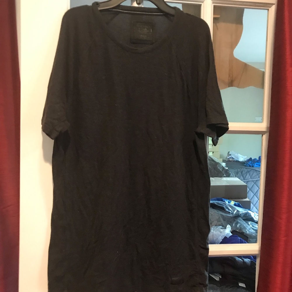 Abercrombie and Fitch t shirt